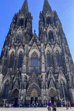 Dom